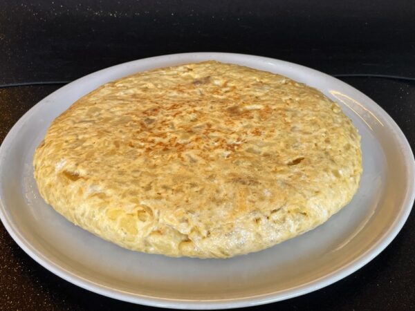 TORTILLA DE PATATA CON CEBOLLA